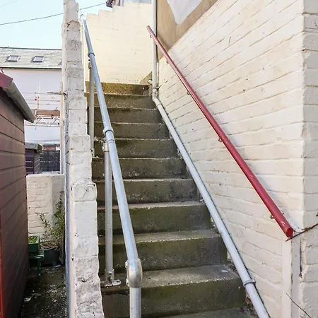 View * Γουίτμπι